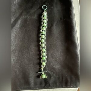 Elegant Green Beaded Bracelet